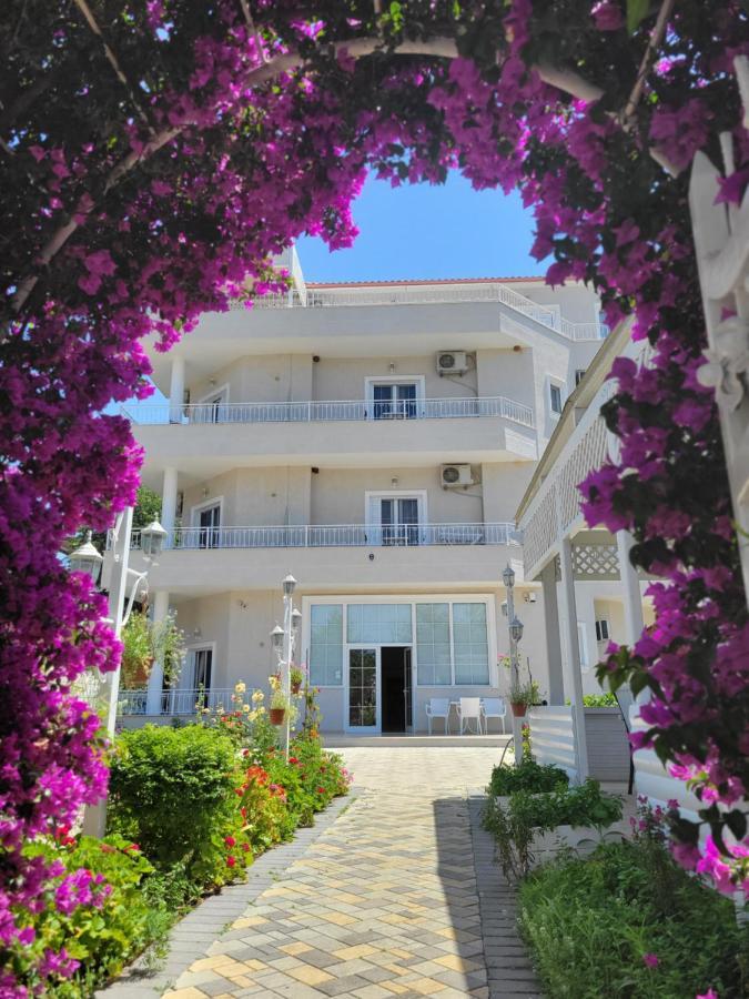 Villa August Εξαμίλιο Εξωτερικό φωτογραφία