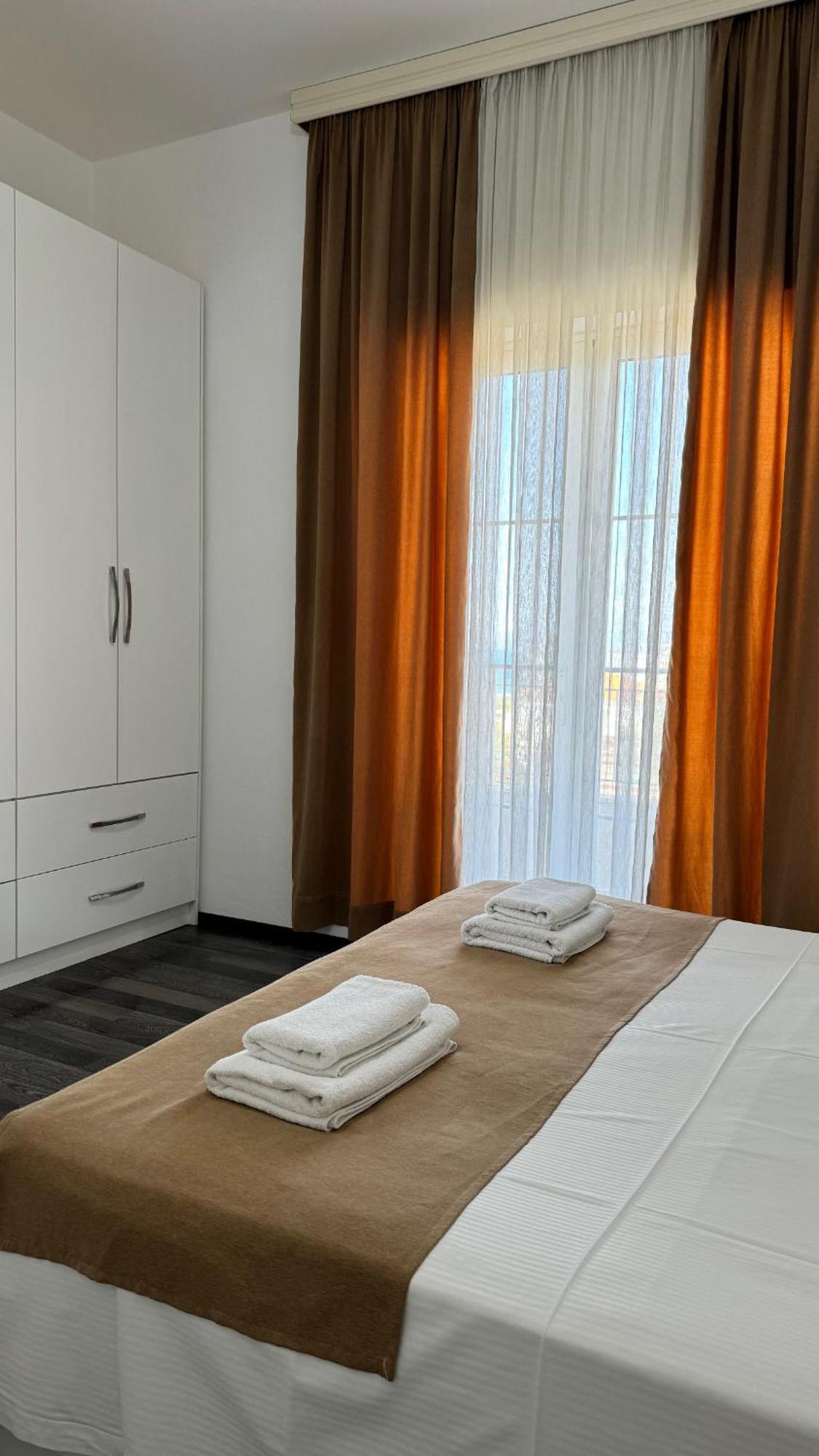 Villa August Εξαμίλιο Εξωτερικό φωτογραφία